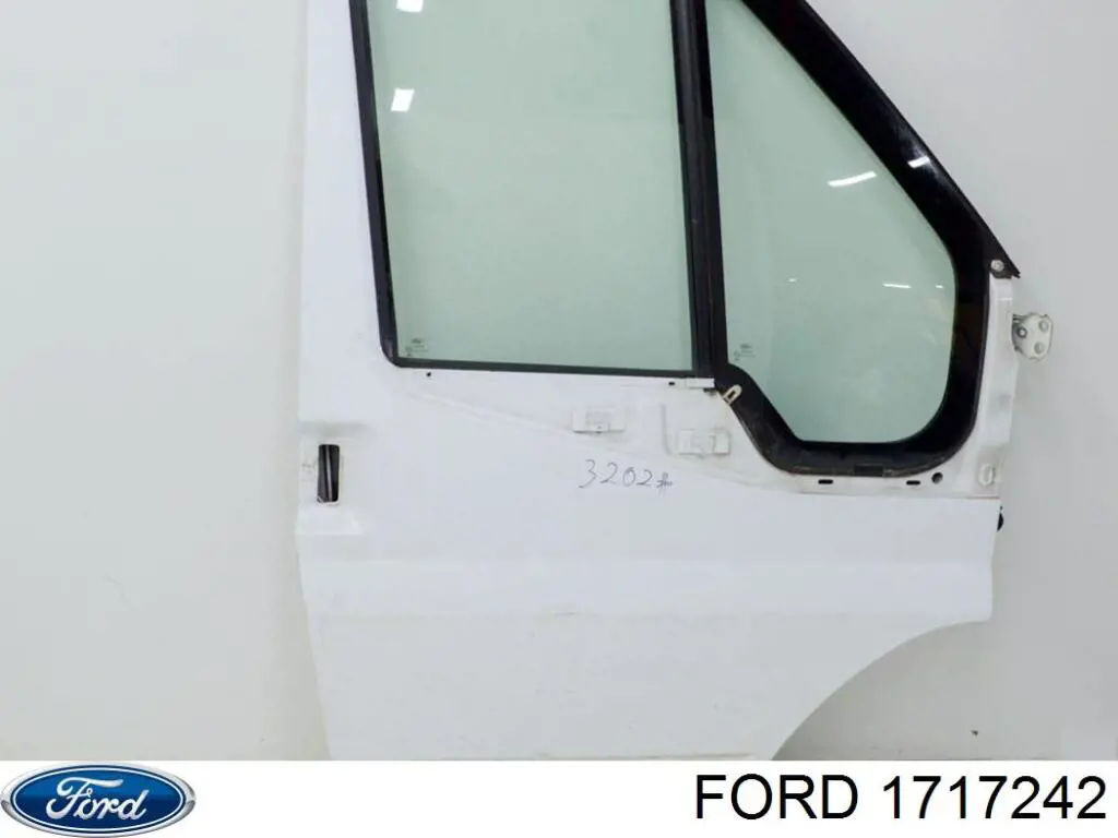 1717242 Ford drzwi przednie prawe