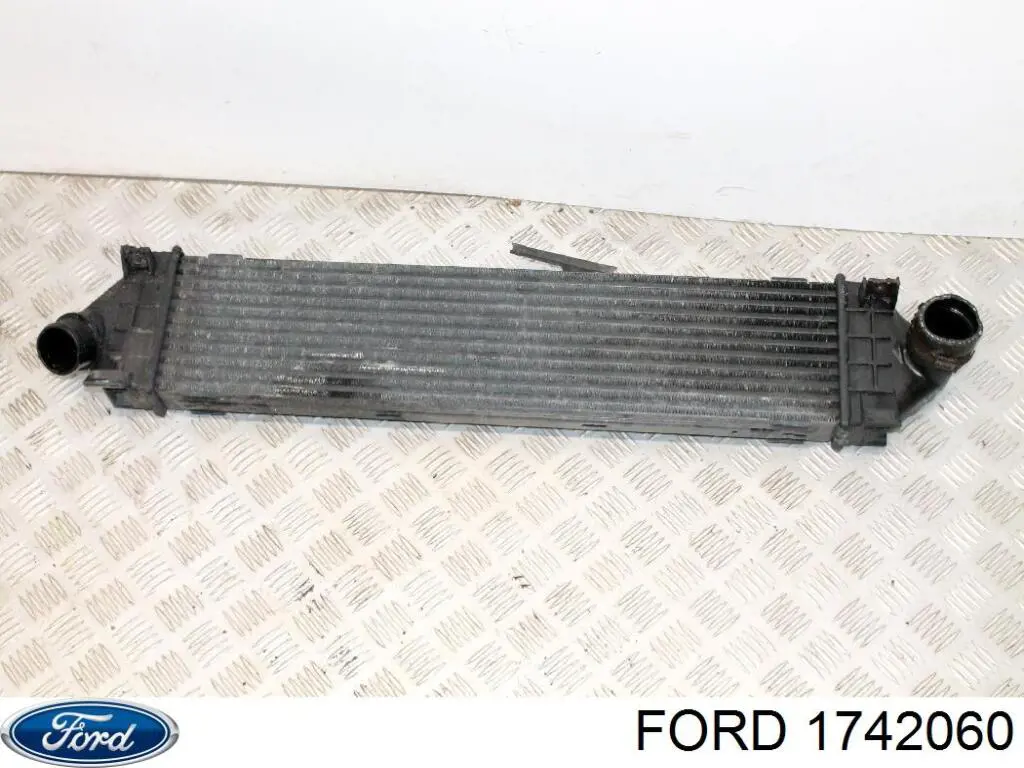 1742060 Ford Chłodnica intercoolera