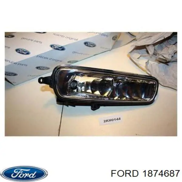 Lampa przeciwmgielna prawa Ford Focus 3 (CB8)