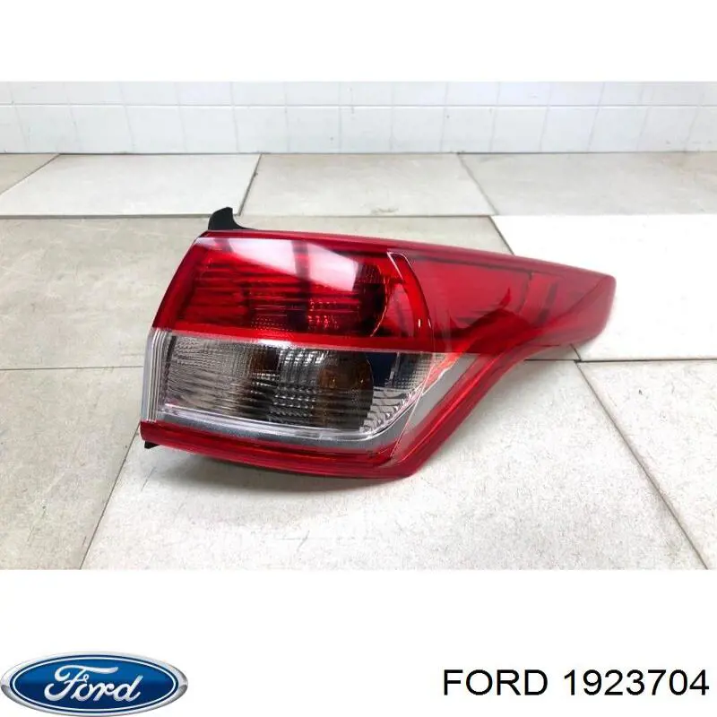1923704 Ford Lampa zespolona tylna prawa zewnętrzna