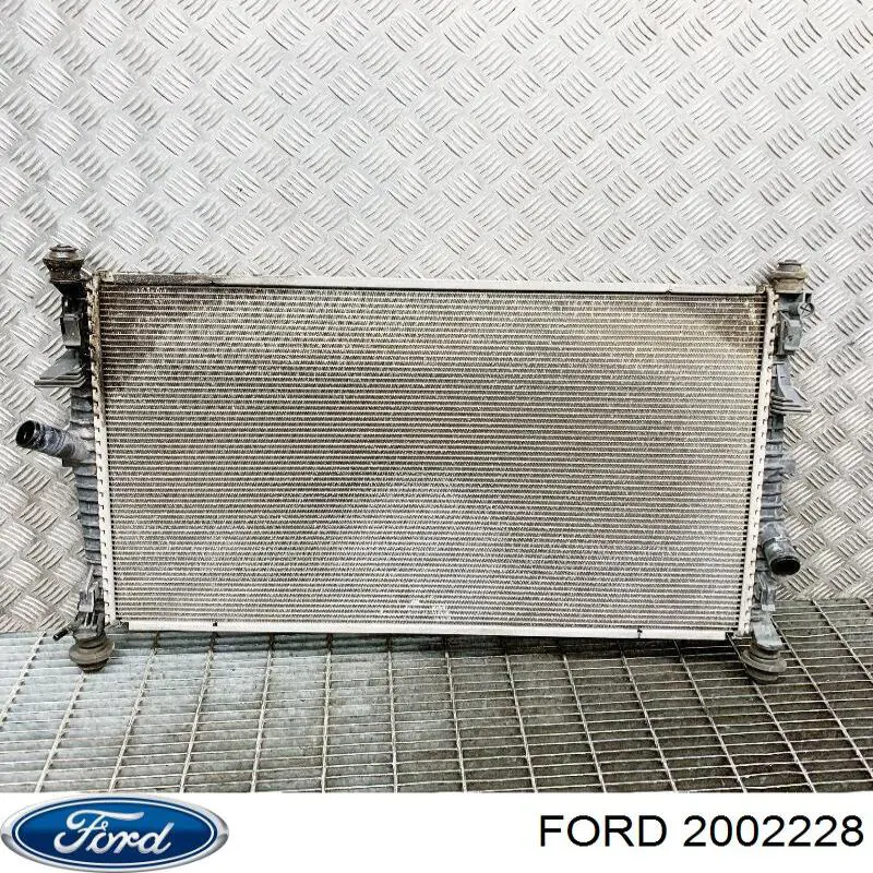 Chłodnica silnika Ford 2002228 cena, od 204,08 USD