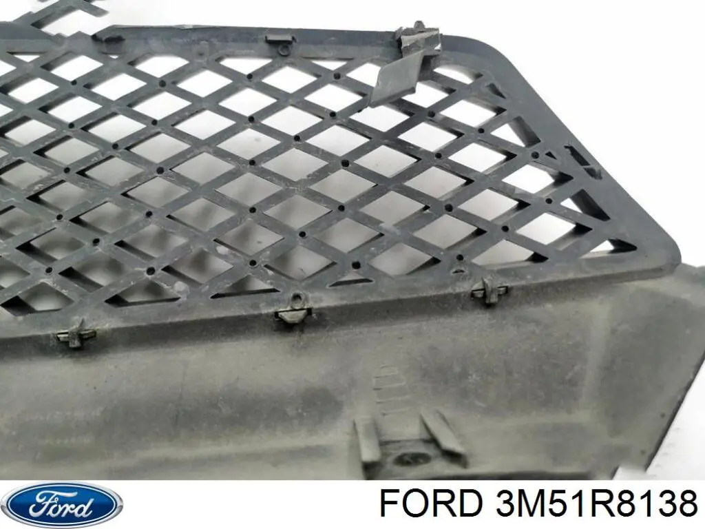 3M51R8138 Ford Atrapa chłodnicy