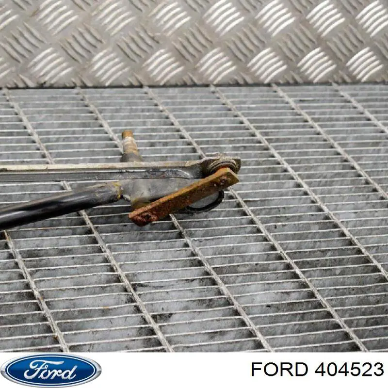 404523 Ford Silniczek wycieraczki szyby przedniej