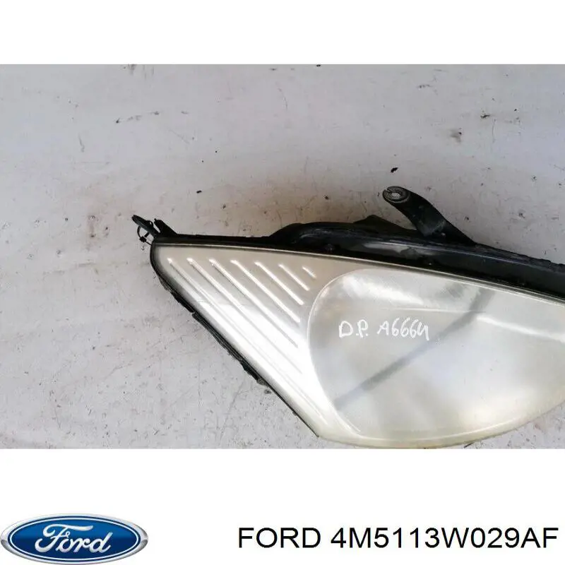 Reflektor prawy Ford 4M5113W029AF cena, od 71,51 USD