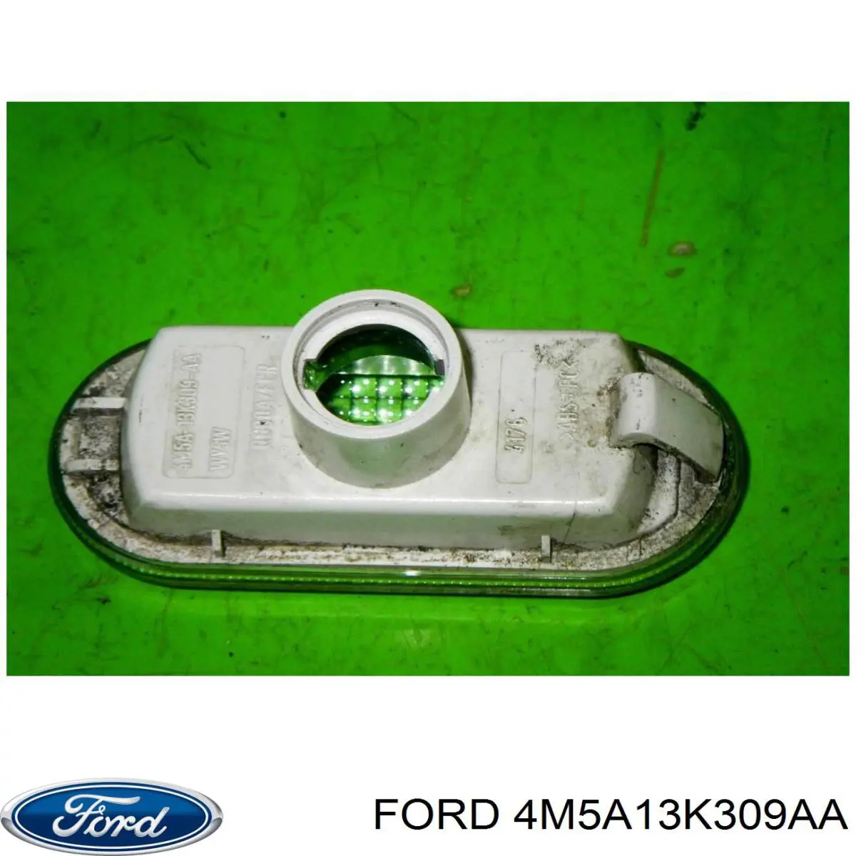 Powtarzacz kierunkowskazu na błotniku Ford 4M5A13K309AA cena, od 11,52 USD