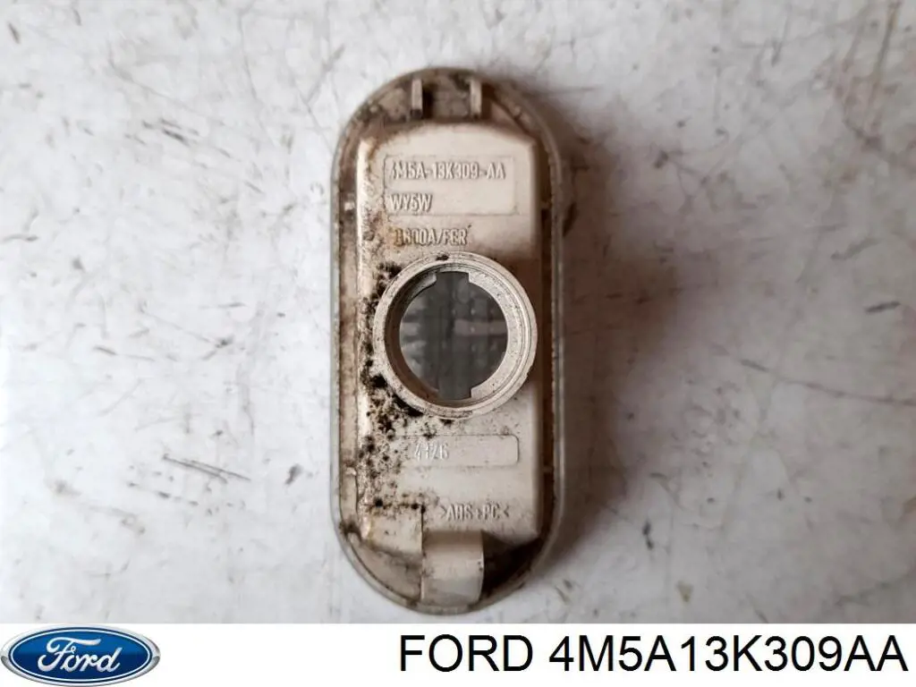 Do koszyka 4M5A13K309AA Ford Powtarzacz kierunkowskazu na błotniku