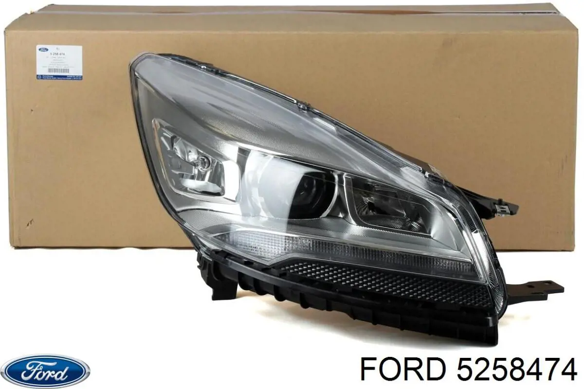 5258474 Ford Reflektor prawy