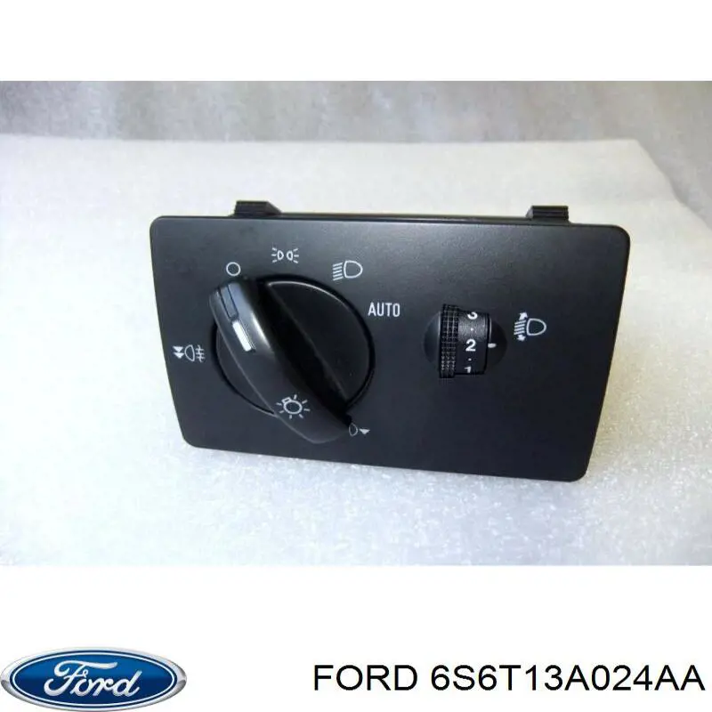 1356216 Ford Przełącznik światła reflektorów na "torpedo"