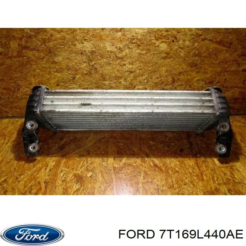 Chłodnica intercoolera Ford 7T169L440AE cena, od 73,21 USD