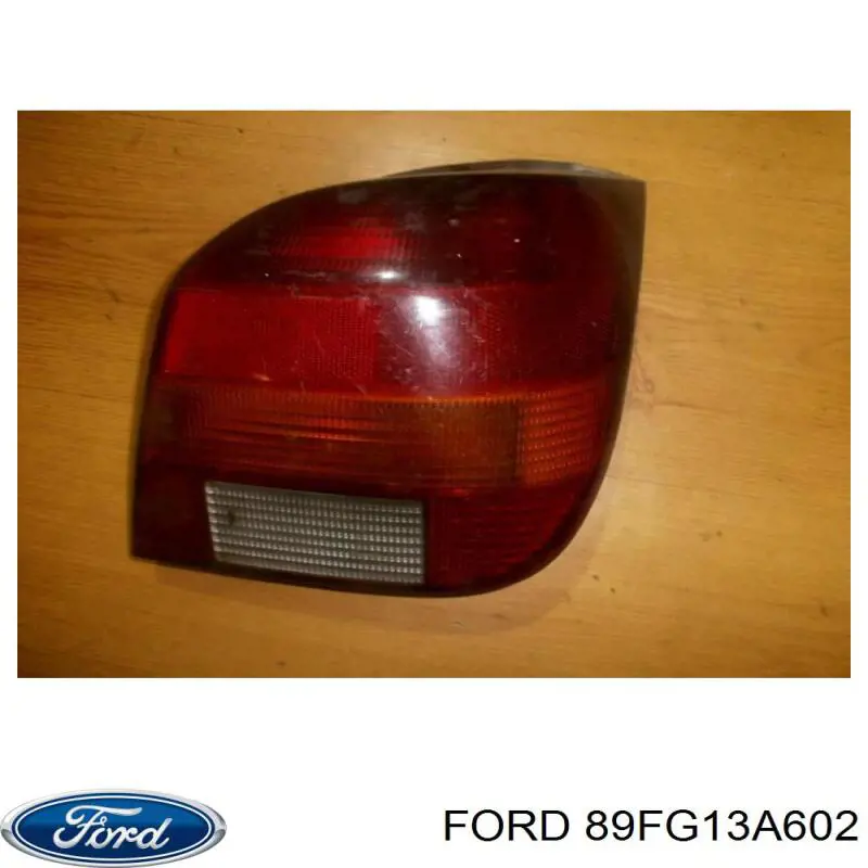  Lampa zespolona tylna prawa Ford Fiesta 