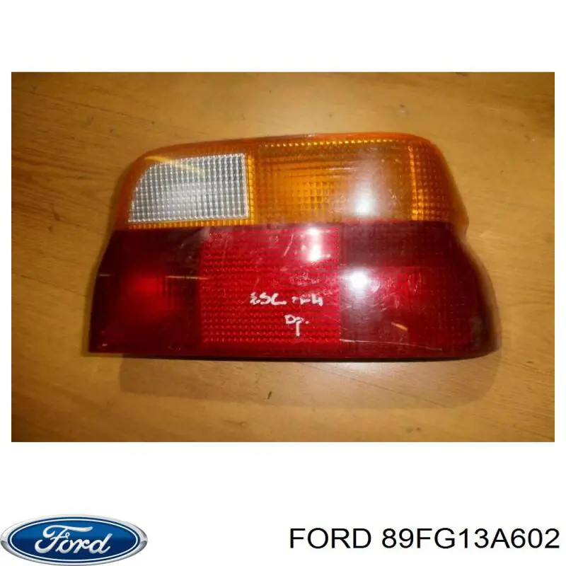 Lampa zespolona tylna prawa Ford Fiesta Mk3