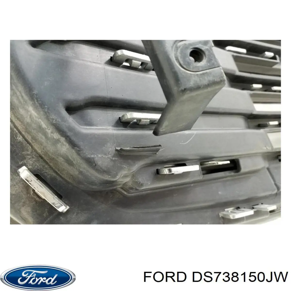 Atrapa chłodnicy Ford DS738150JW cena, od 78,43 USD