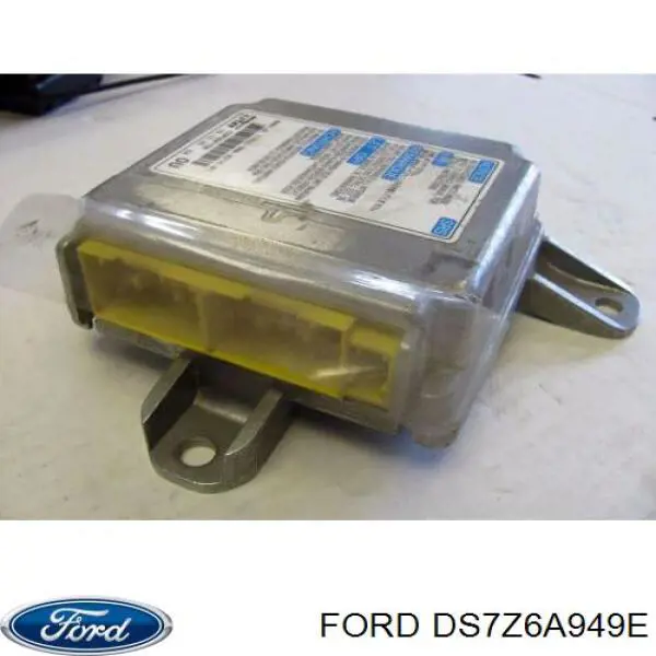 DS7Z6A949E Ford Pokrywa silnika dekoracyjna