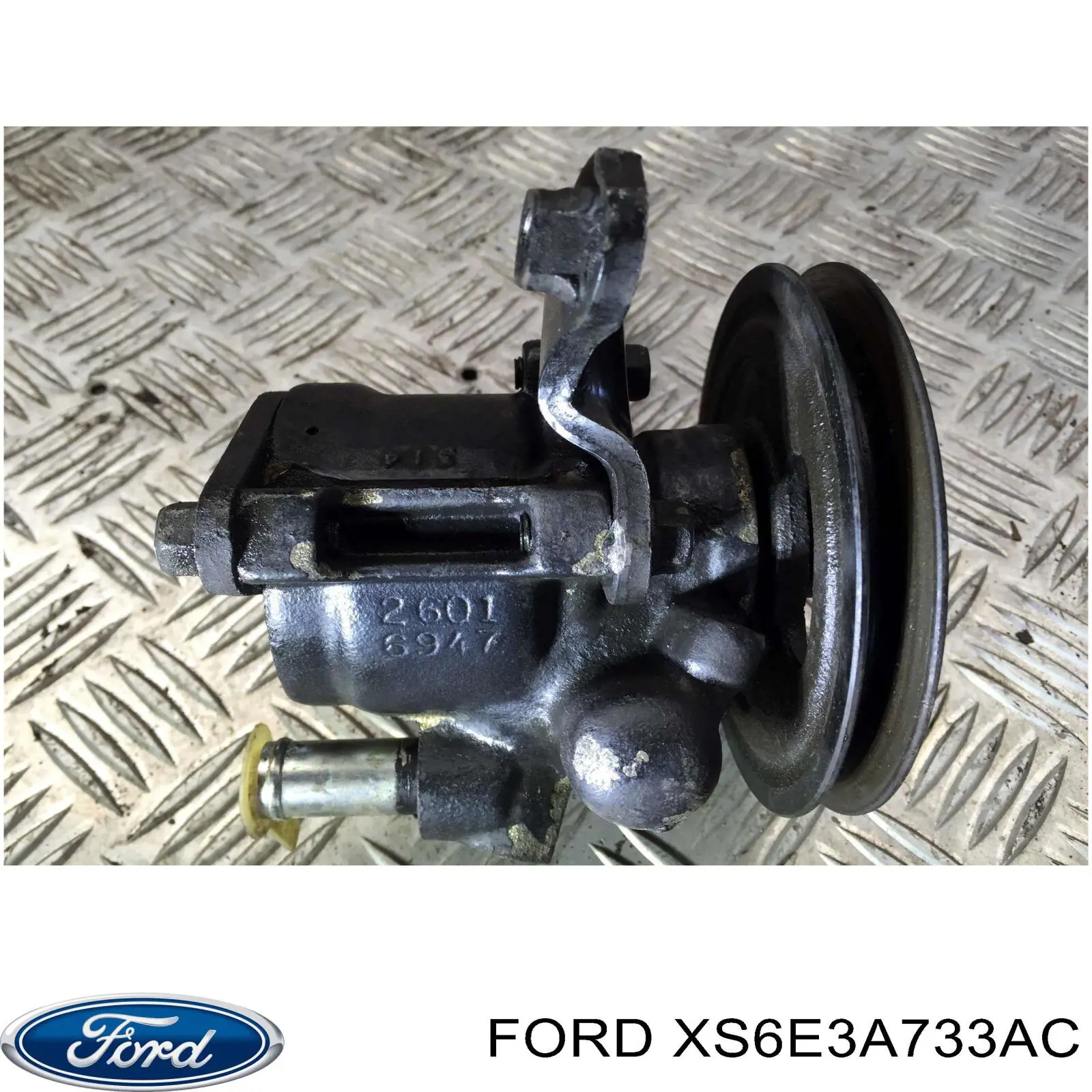 Do koszyka XS6E3A733AC Ford Pompa wspomagania hydraulicznego kierownicy