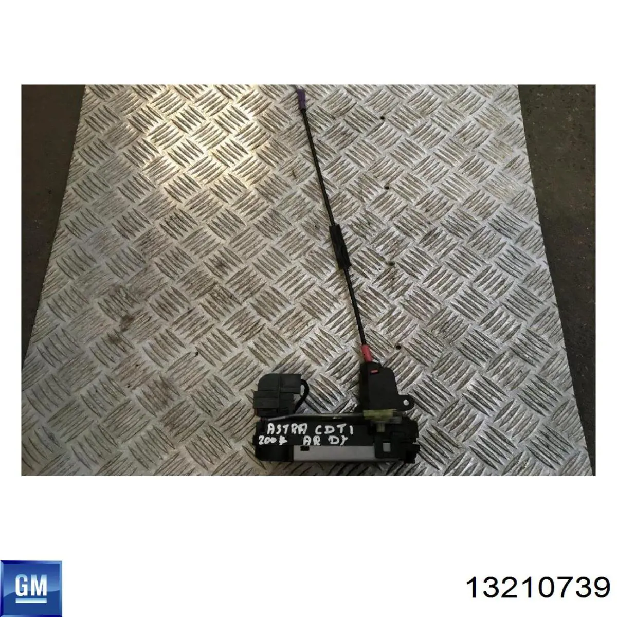 Zamek drzwi tylnych prawych 13210739 General Motors
