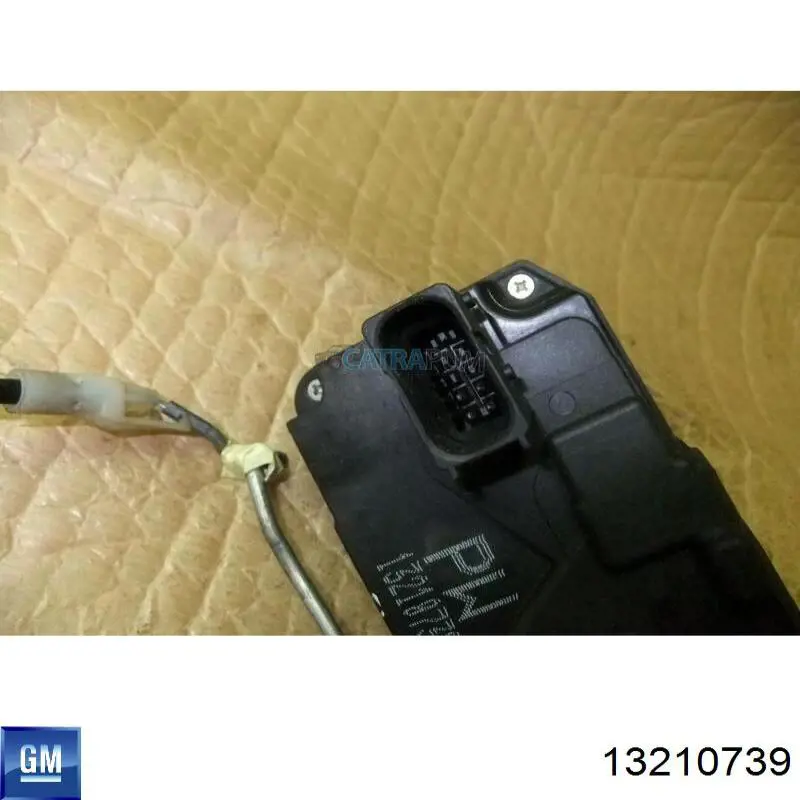 Zamek drzwi tylnych prawych General Motors 13210739 cena, od 37,46 USD