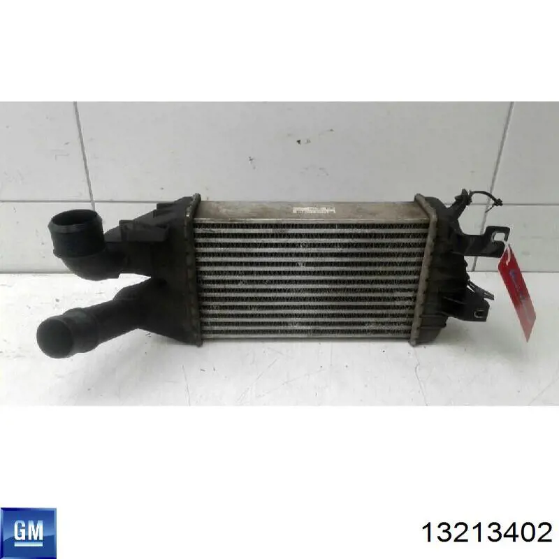 Chłodnica intercoolera General Motors 13213402 cena, od 85,61 USD
