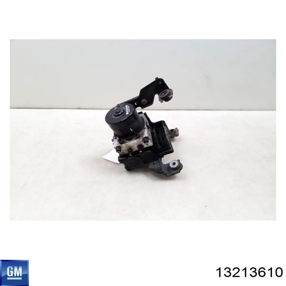 Sterownik ABS  hydrauliczny 13213610 General Motors