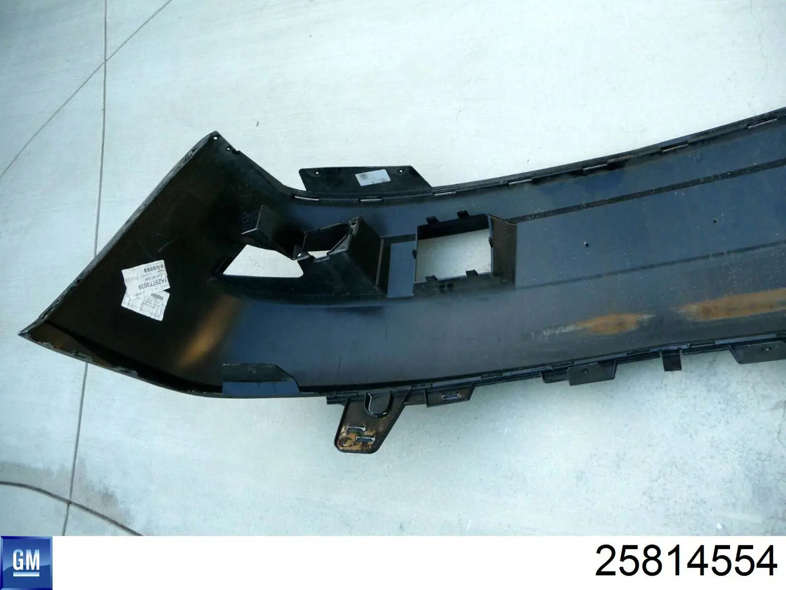  Zderzak przedni Cadillac Escalade 3