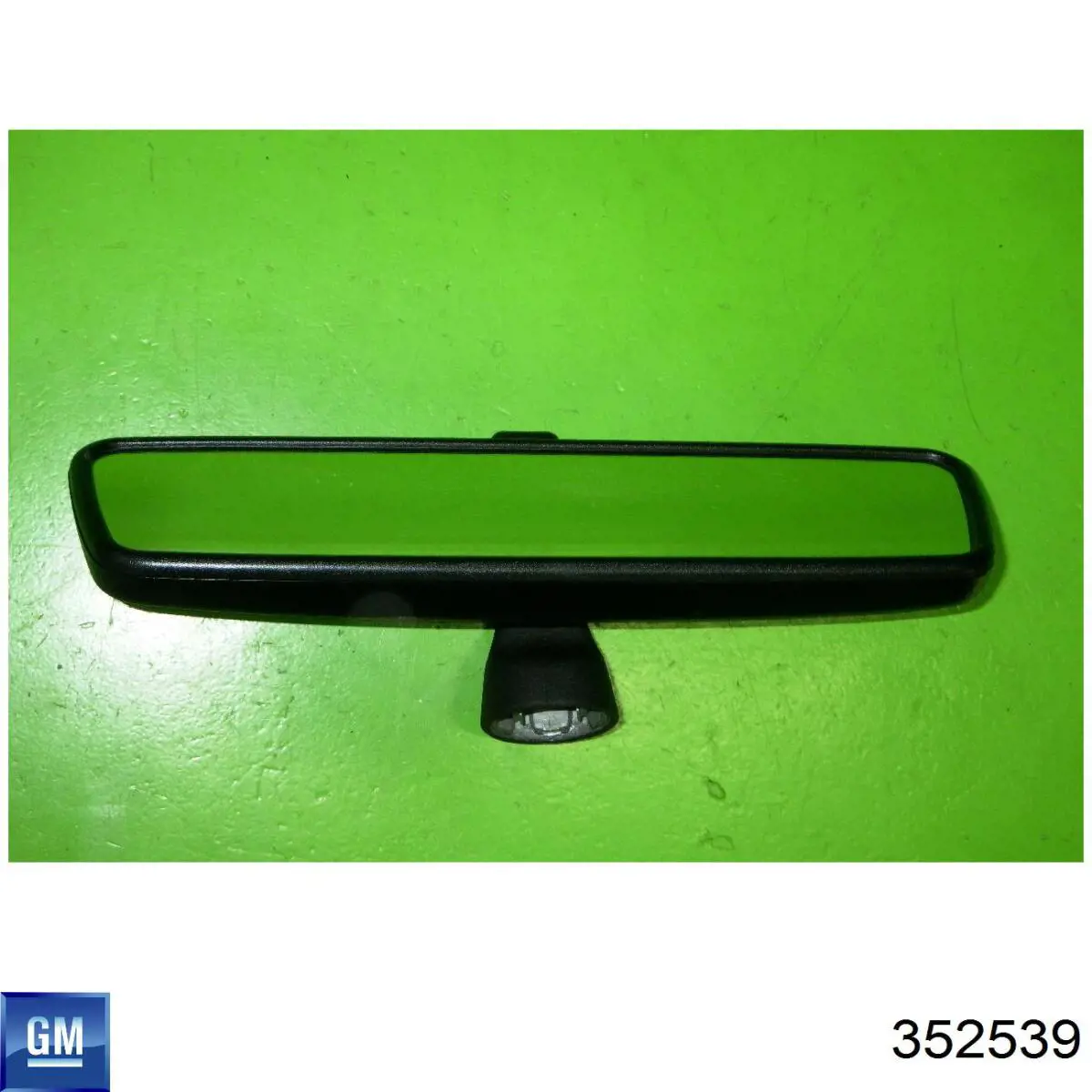 Silentblock czopu przedniego (zwrotnicy) 13365176 General Motors
