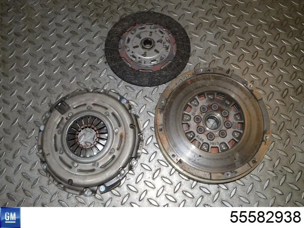 55582938 General Motors Zestaw sprzęgła (3 części)