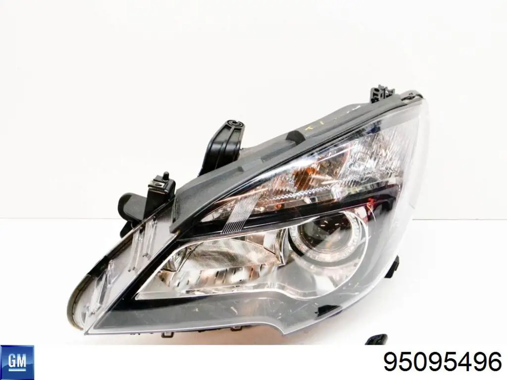 Reflektor lewy General Motors 95095496 cena, od 192,82 USD