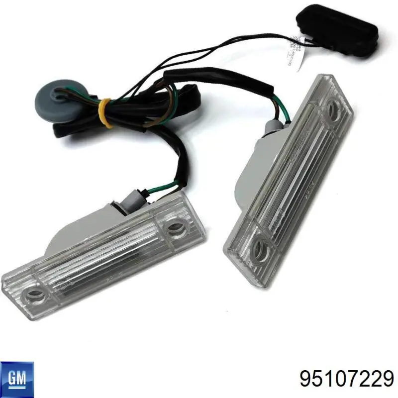 Do koszyka Lampa oświetlenia tylnej tablicy rejestracyjnej Chevrolet Cruze  J300