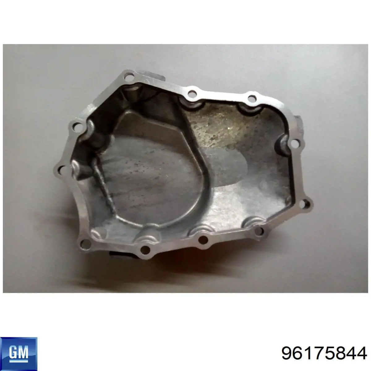 Pokrywa skrzyni biegów tylna General Motors 96175844 cena, od 20,09 USD