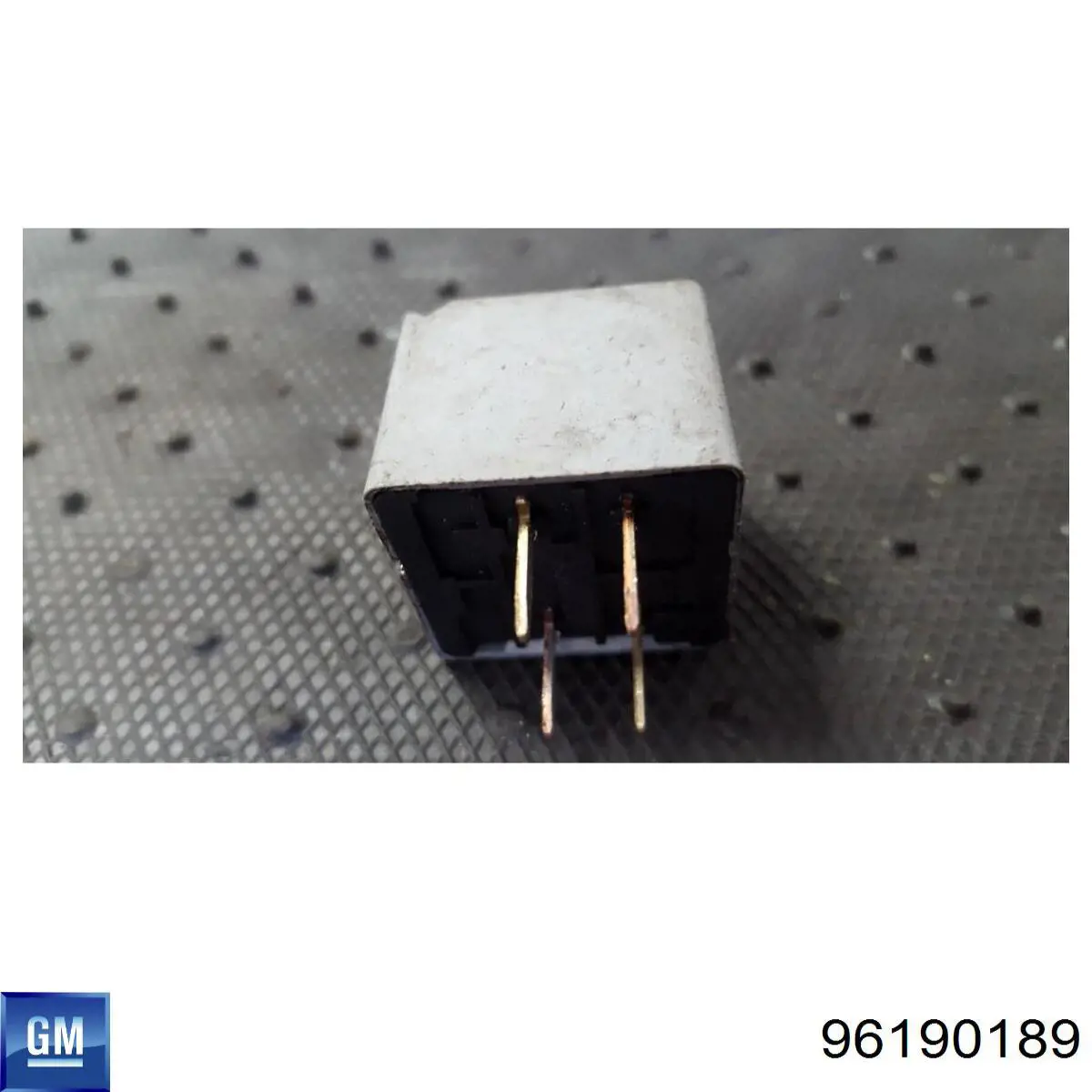 Przekaźnik kierunkowskazów General Motors 96190189 cena, od 6,12 USD