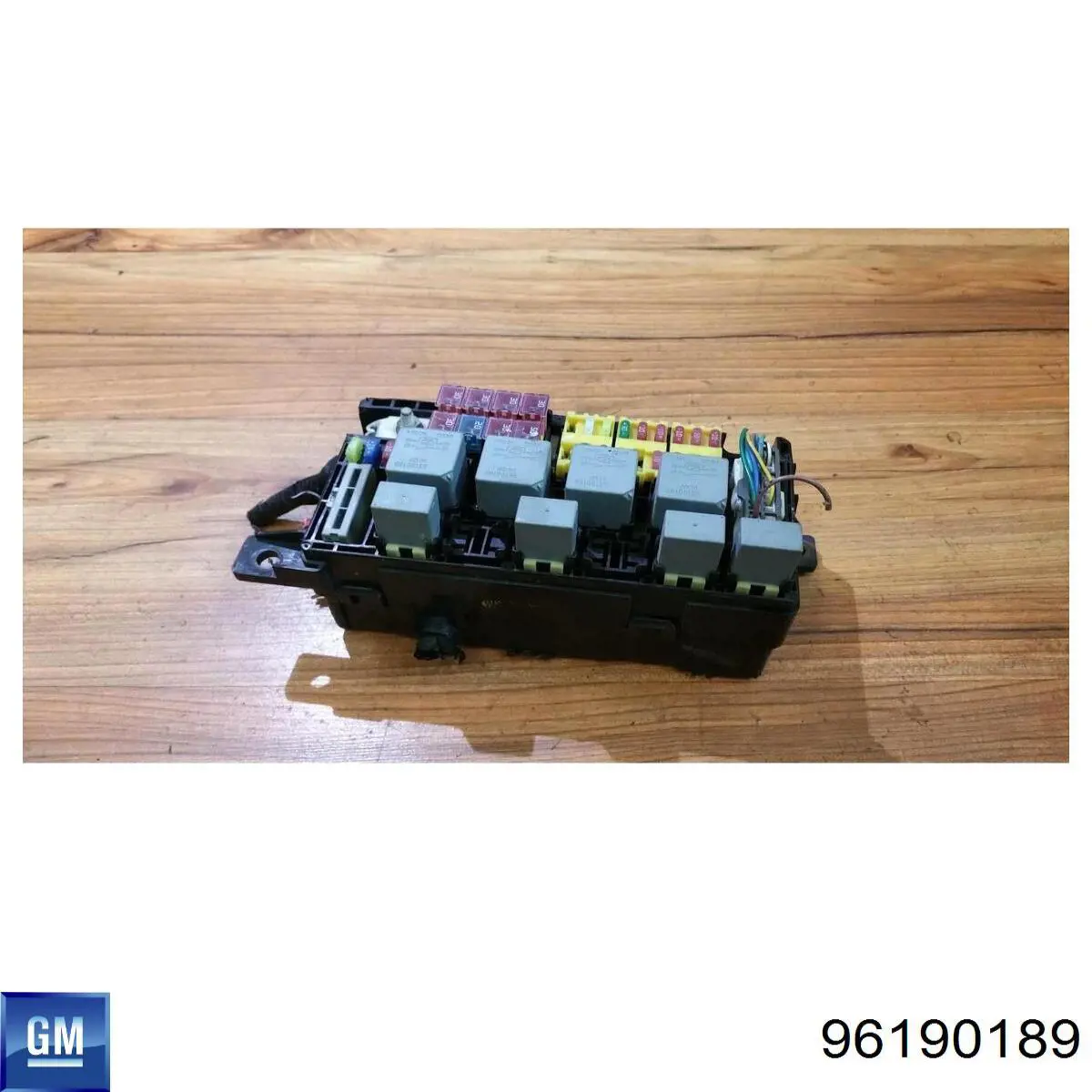 Przekaźnik kierunkowskazów 96190189 General Motors