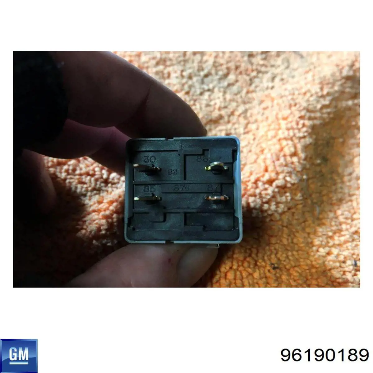 Przekaźnik kierunkowskazów General Motors 96190189