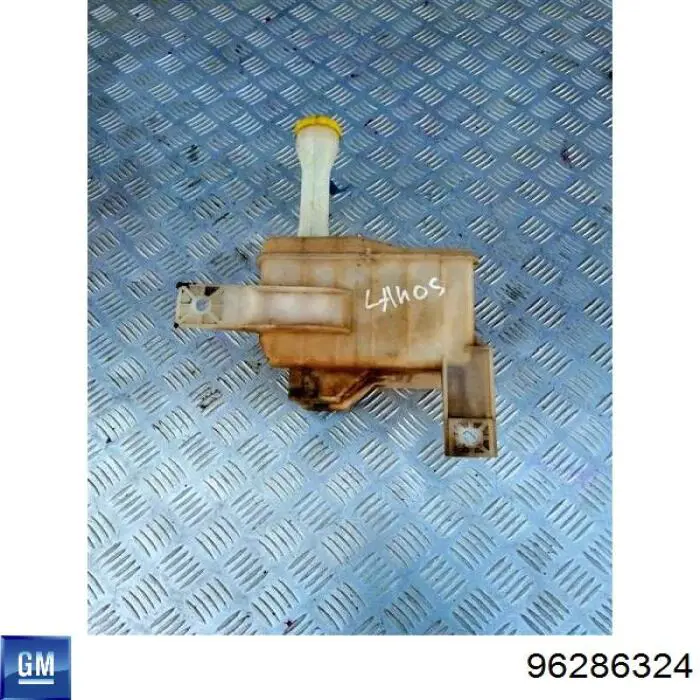 Zbiorniczek spryskiwacza szyb Japan Cars R90037 cena, od 8,16 USD