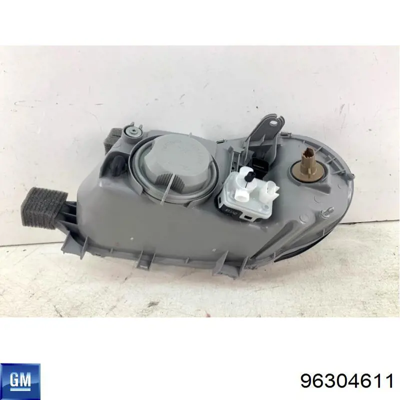 Do koszyka 96304611 General Motors Reflektor prawy