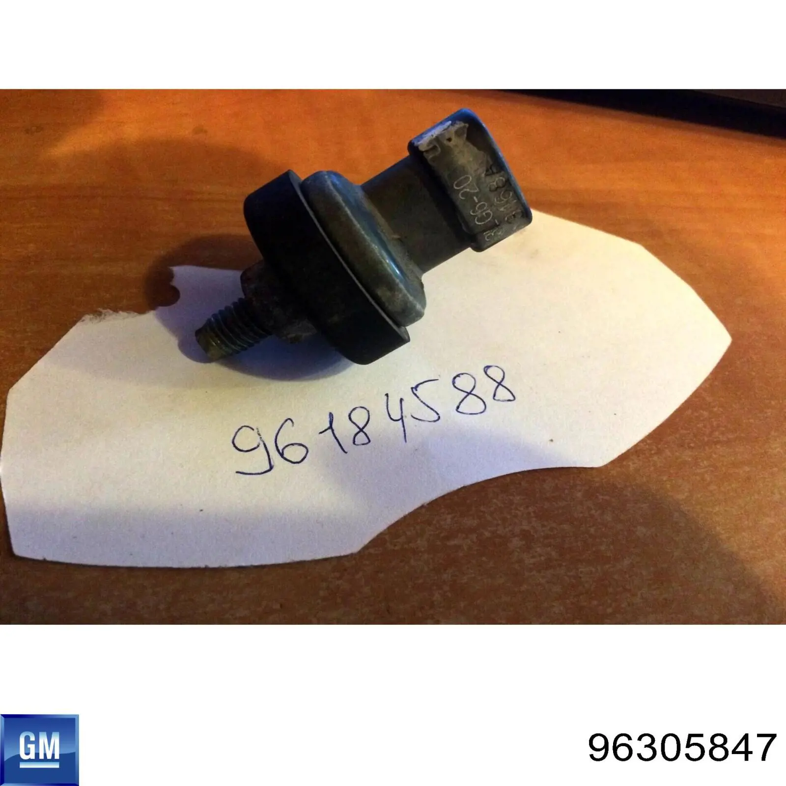 Szyba przednia Daewoo Nubira I sedana (J10, J15) (1997 - 2001) cena, od 123,34 USD