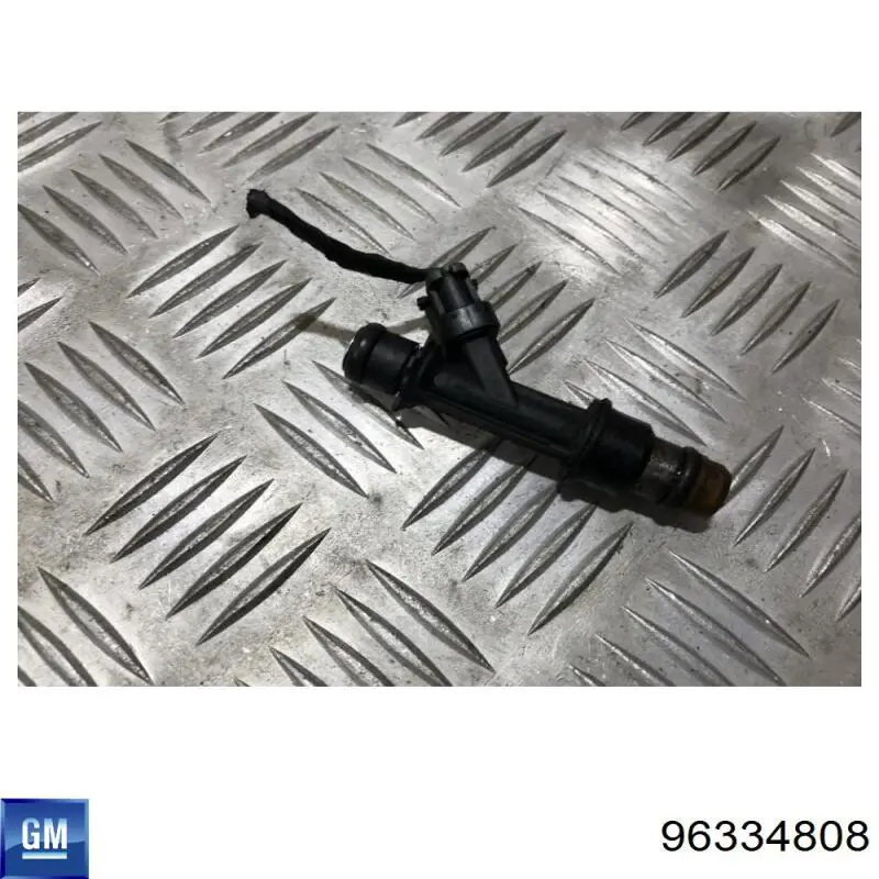 Do koszyka HCFIC005 Parts-Mall Wtryskiwacz paliwa