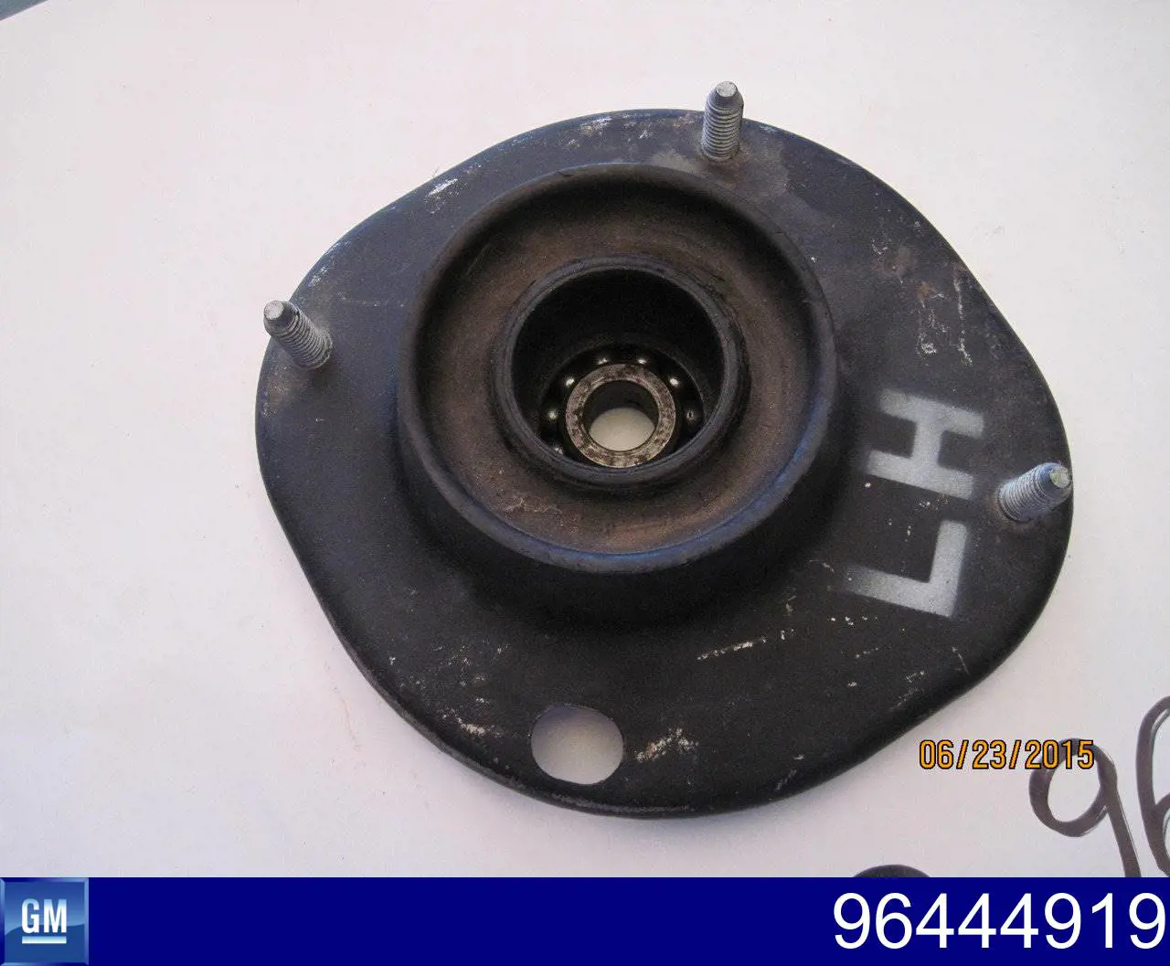 Do koszyka 96444919 General Motors Podpora amortyzatora przedniego lewego
