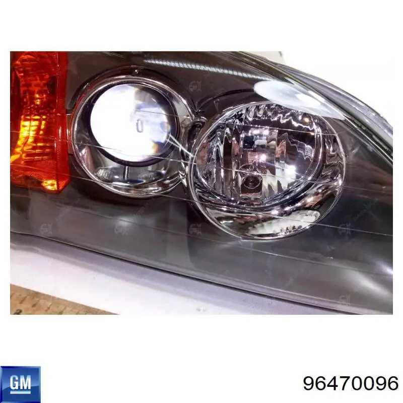 Reflektor prawy do Chevrolet Evanda  V200