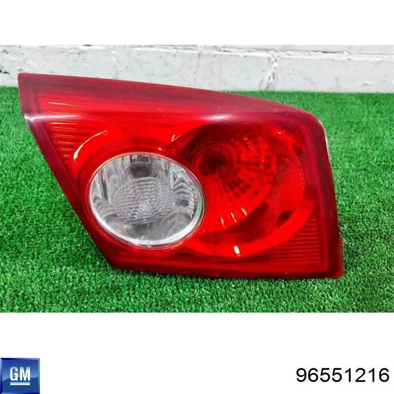 Lampa zespolona tylna lewa wewnętrzna General Motors 96551216 cena, od 45,73 USD