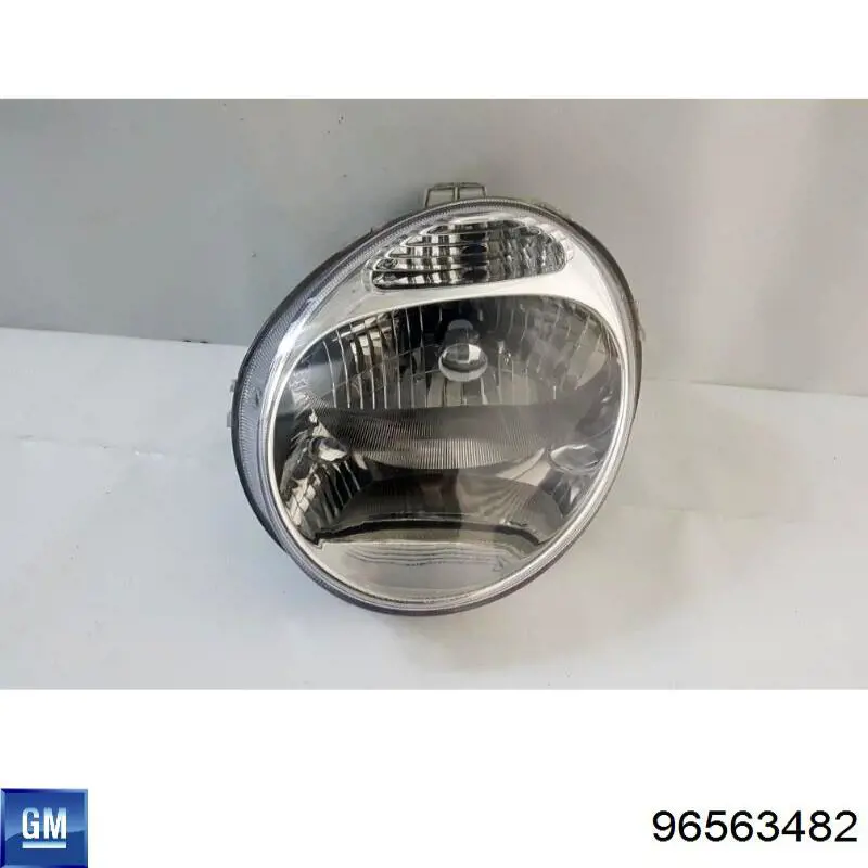 Reflektor lewy 96563482 General Motors