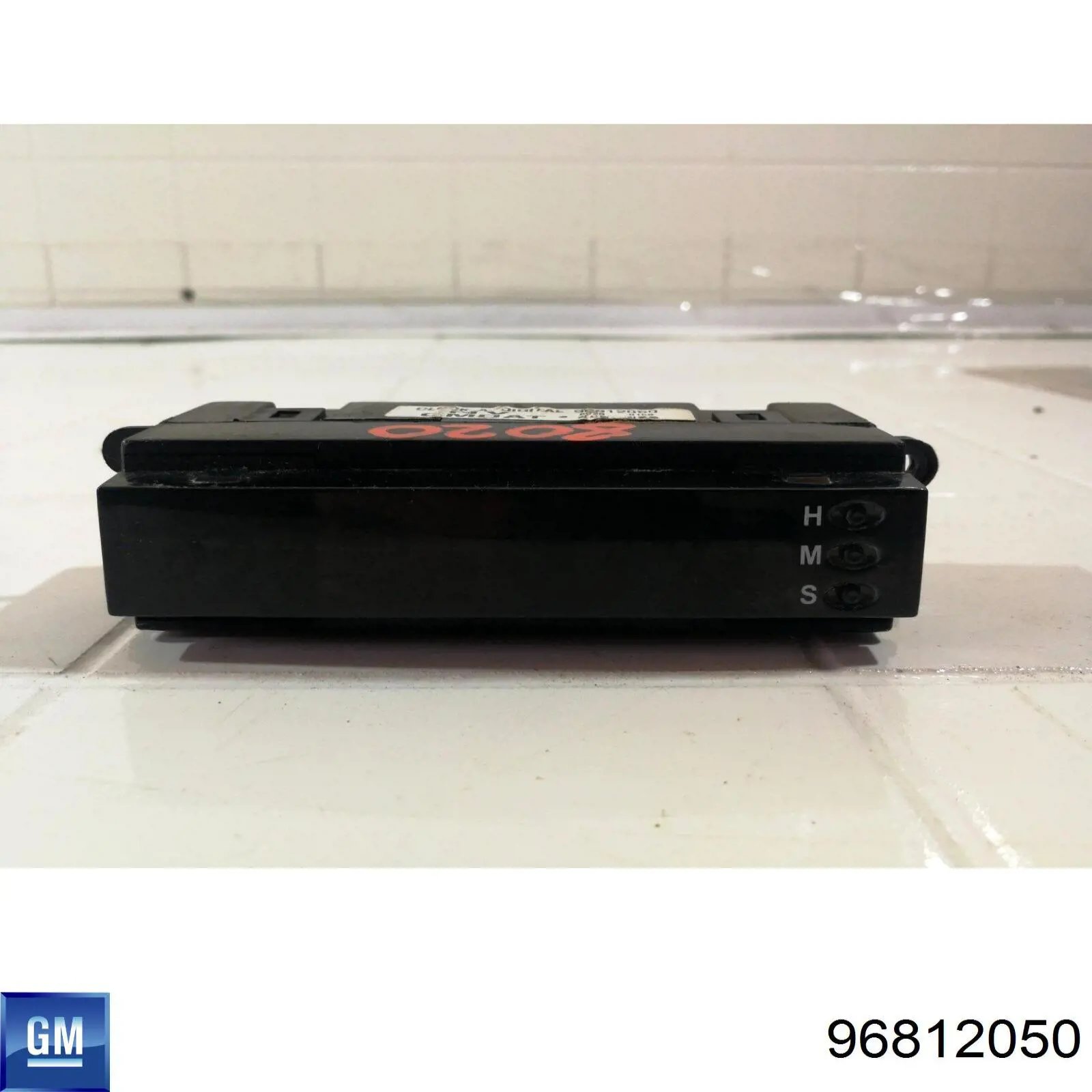 Zegar do wnętrza General Motors 96550342 cena, od 45,97 USD