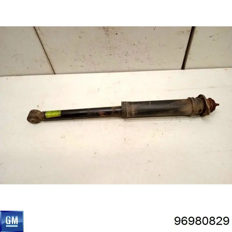 Amortyzator tylny 96980829 General Motors