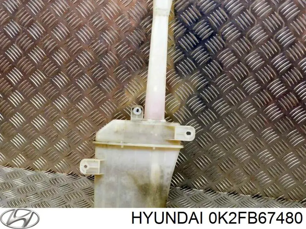 Zbiorniczek spryskiwacza szyb KIA Carens I minivan (FJ) (2002 - 2006) cena, od 26,20 USD