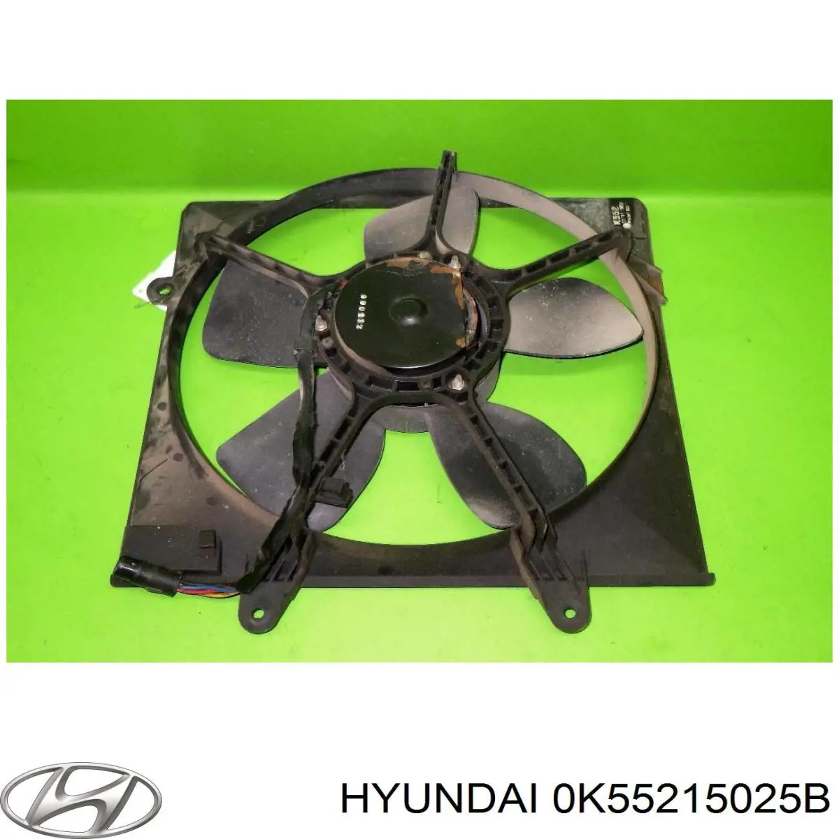 Do koszyka 0K55215025B Hyundai/Kia Dyfuzor chłodnicy, w komplecie z silnikiem i wirnikiem