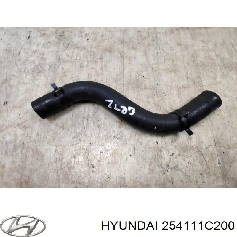 Do koszyka 254111C200 Hyundai/Kia Przewód (króciec) chłodnicy górny