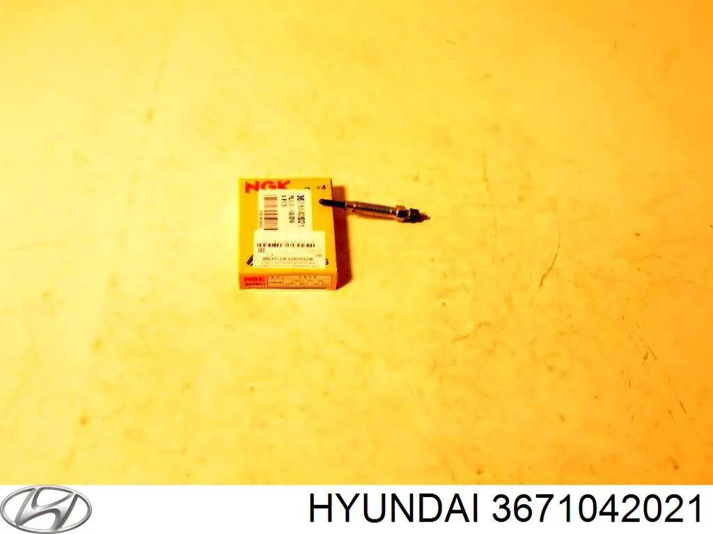 Świeca żarowa 3671042021 Hyundai/Kia