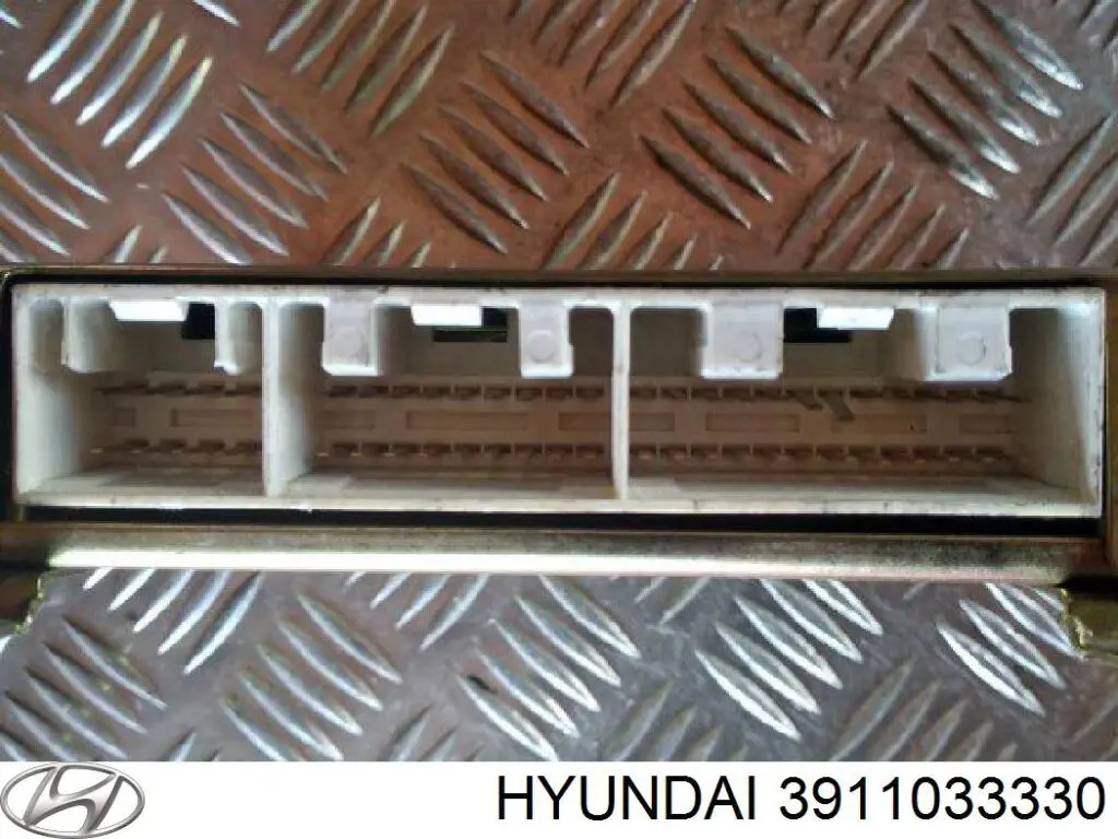 Sterownik silnika Hyundai Sonata III sedana (1993 - 1998) cena, od 182,90 USD