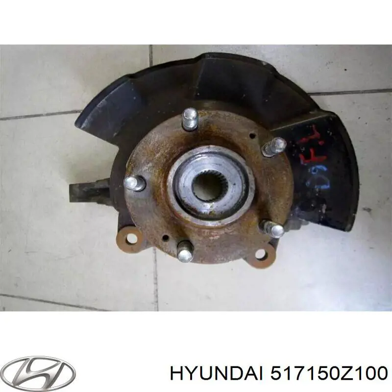 517150Z100 Hyundai/Kia Czop (zwrotnica) przedni lewy