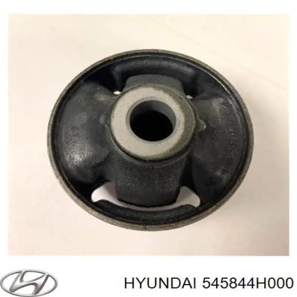 Do koszyka 545844H000 Hyundai/Kia Silentblock przedniego wahacza dolnego