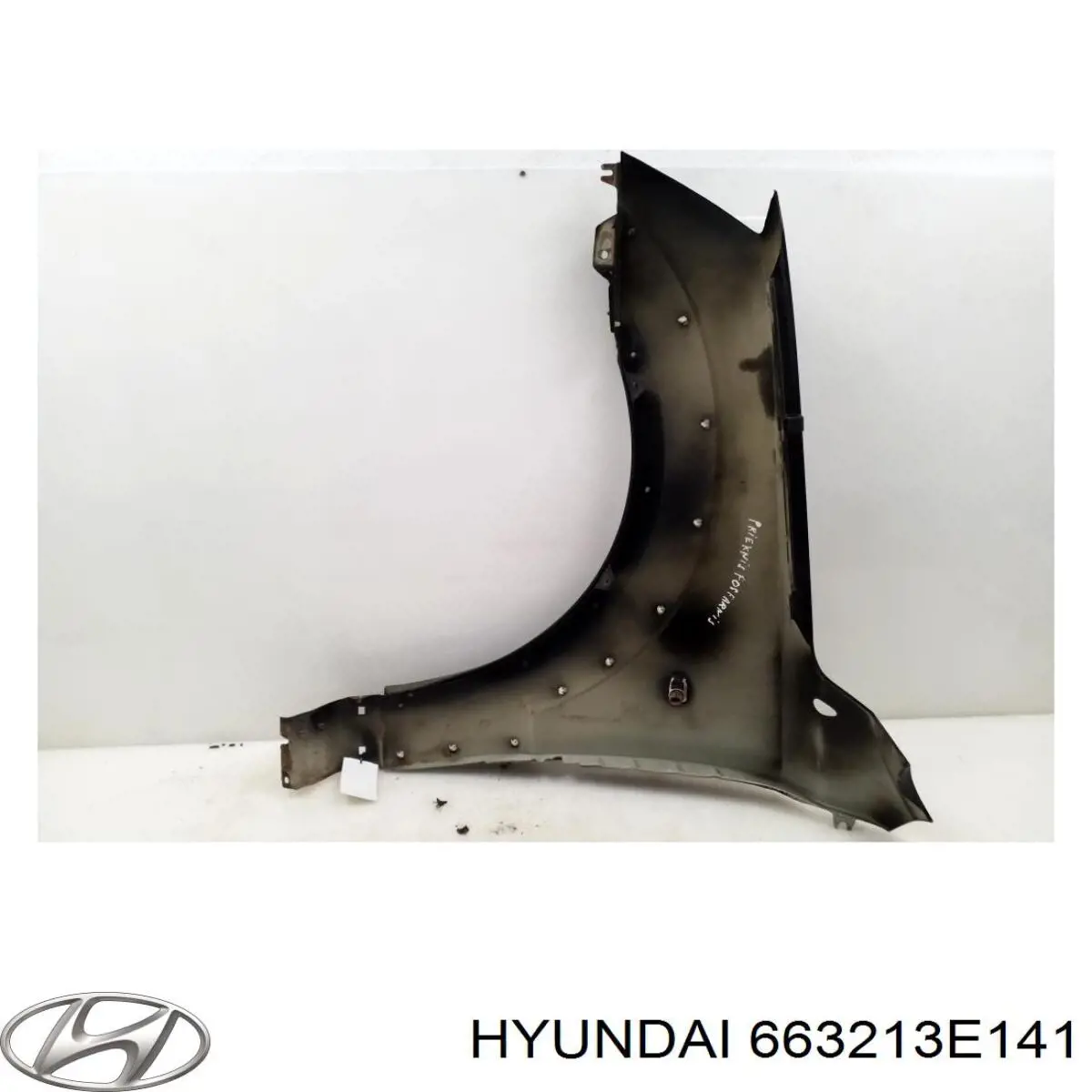  Błotnik przedni prawy KIA Sorento 1