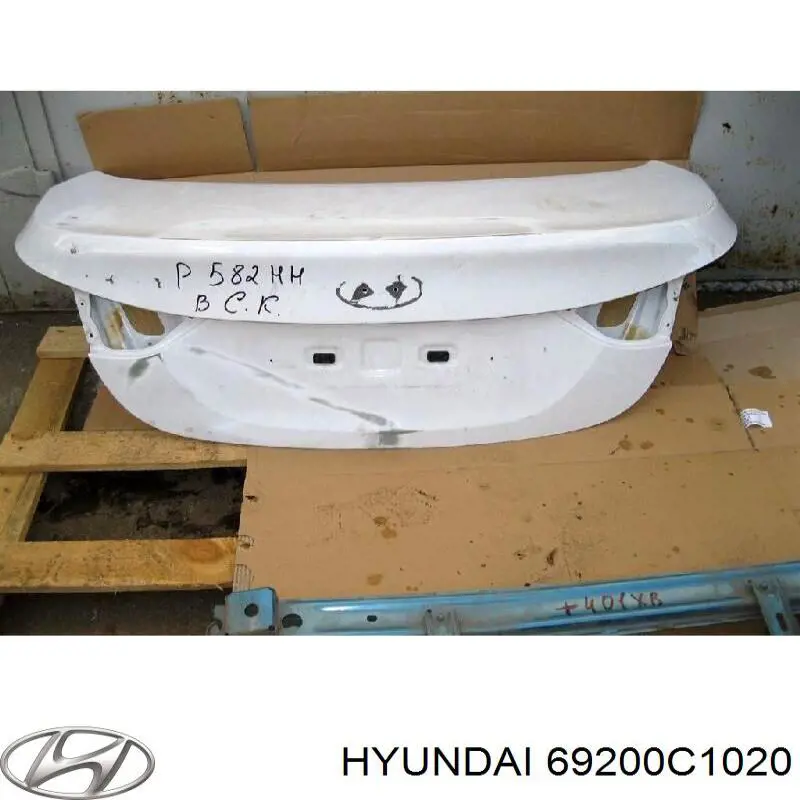 Klapa bagażnika Hyundai/Kia 69200C1020 cena, od 559,08 USD
